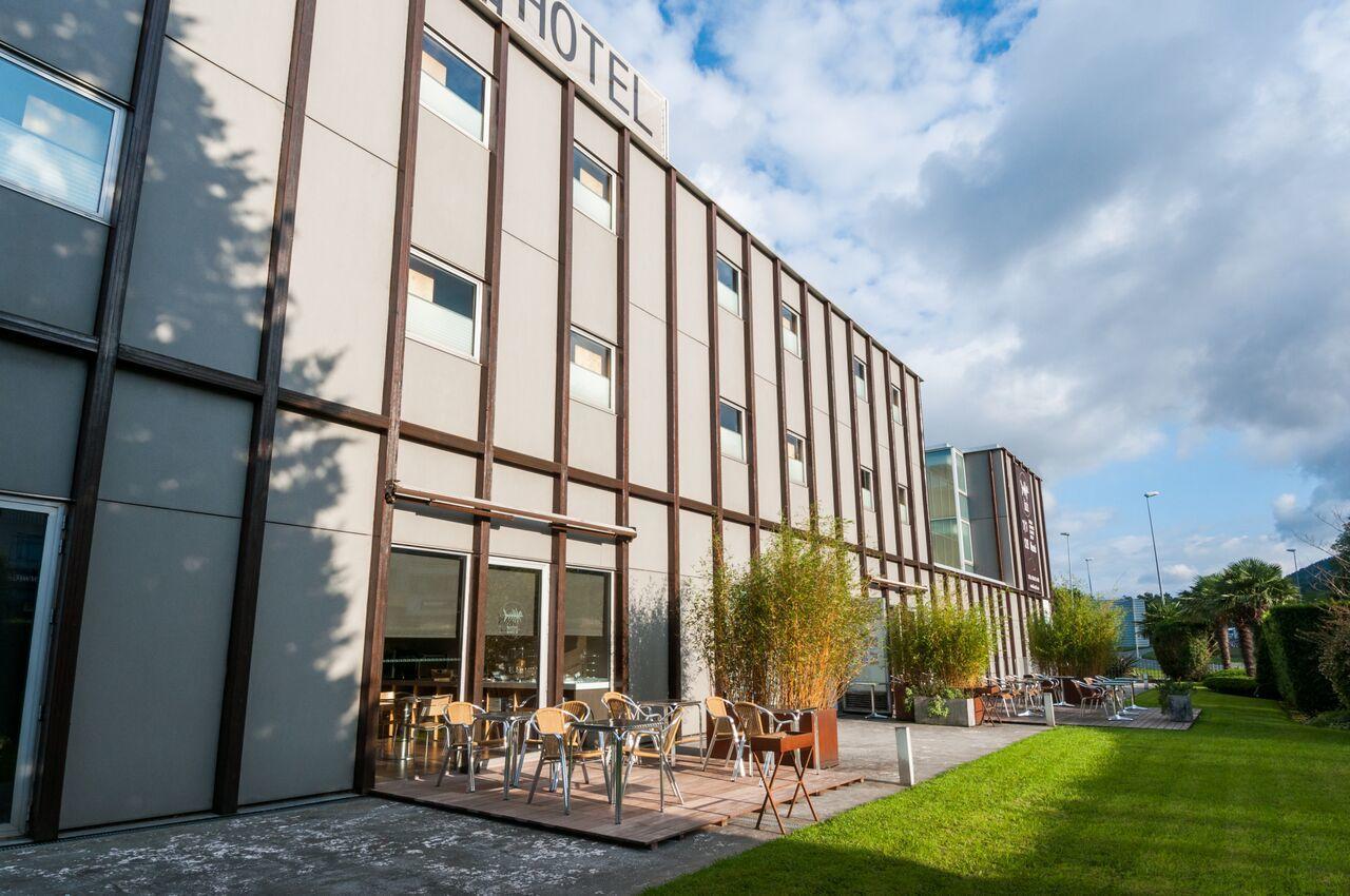 Hotel Eth